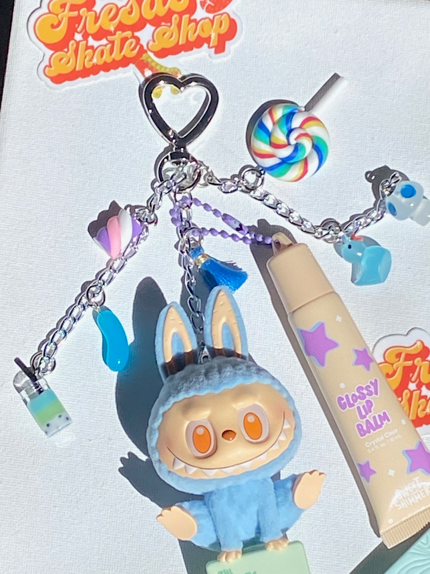 LIPGLOSS LAZY YOGA SHOW OFF KEYCHAIN OR BAG CHARM