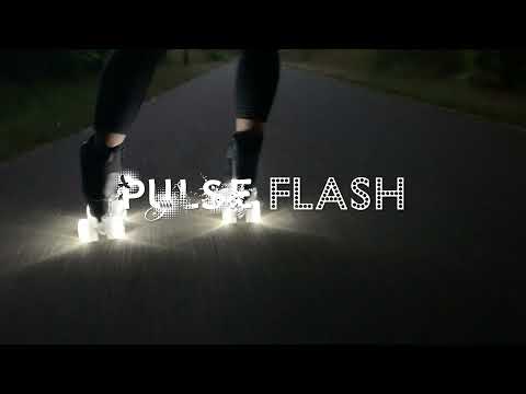 PULSE FLASH/LIGHT UP GLITTER OUTDOOR WHEELS (8-PACK) WHITE