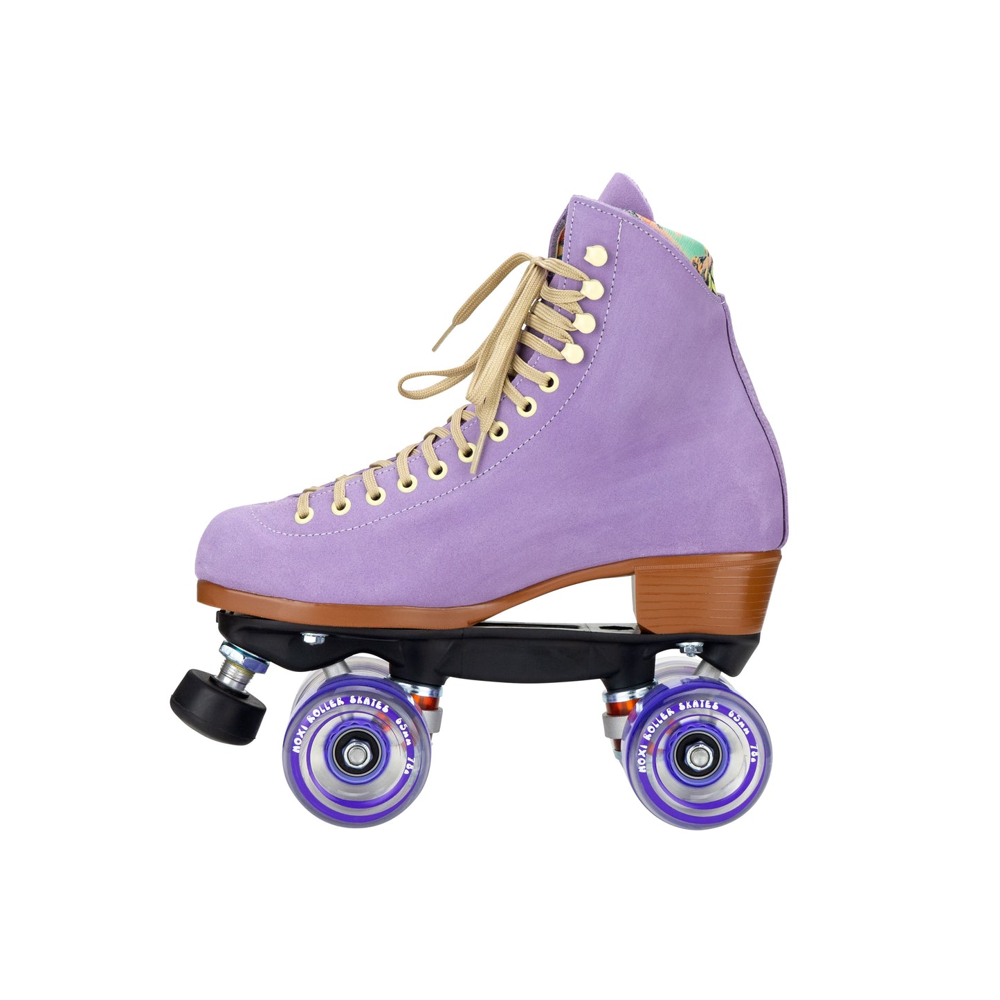 Come to Fresa's Roller Skate shop in Las Vegas and get your Moxi Lollys Skates.  These Lilac Moxi Lolly Roller Skates are ready to the outdoor. Cruise around Las Vegas Art District or come and skate in our indoor skate ramp.