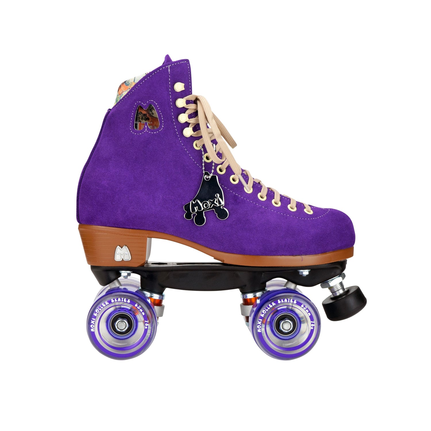 Come to Fresa's Roller Skate shop in Las Vegas and get your Moxi Lollys Skates.  These Purple Moxi Lolly Roller Skates are ready to the outdoor. Cruise around Las Vegas Art District or come and skate in our indoor skate ramp.